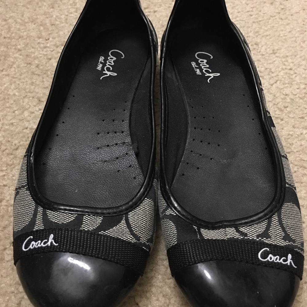 Coach flats